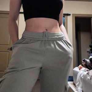 sweatpants